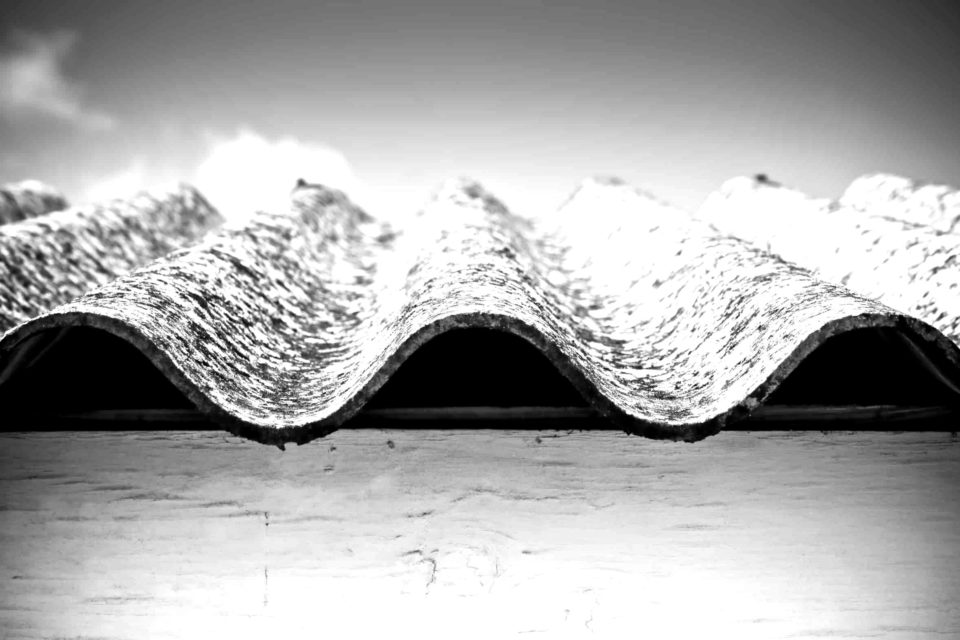 amiante-home-blackwhite